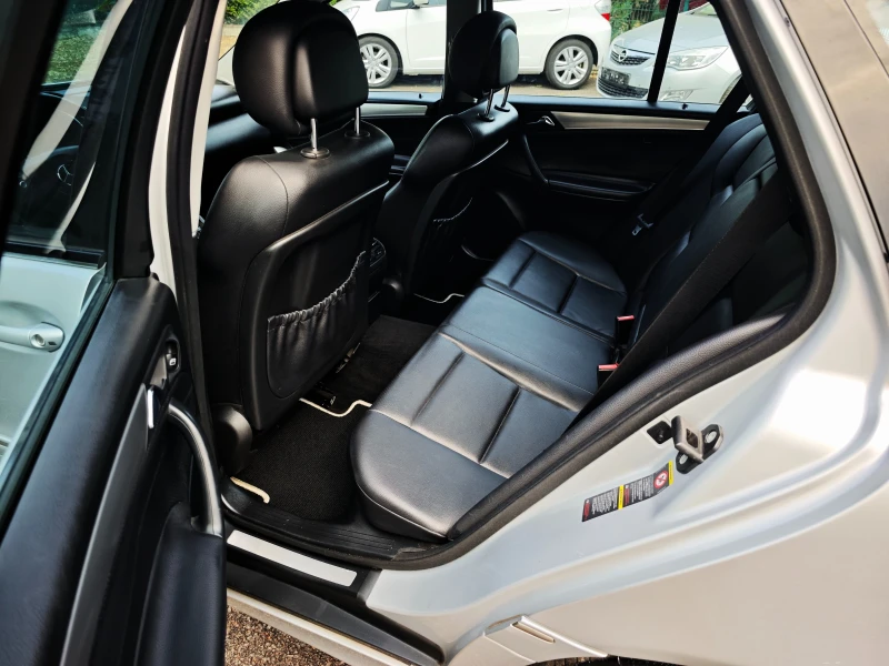 Mercedes-Benz C 230 V6/Face/Avantgarde/Automat/Leder/FULL/SWISS, снимка 9 - Автомобили и джипове - 51664007