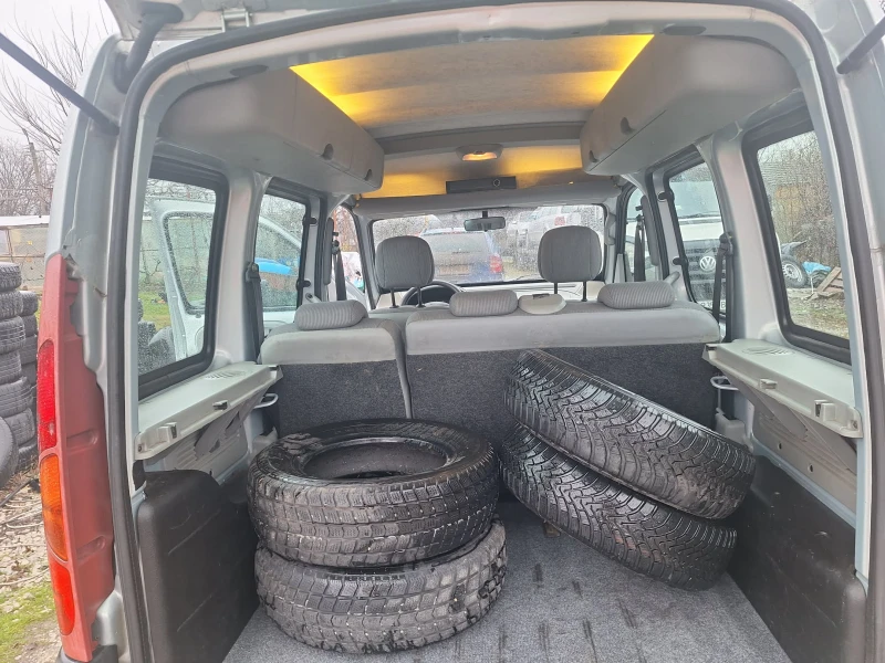 Renault Kangoo 1.6i GAS klima, снимка 11 - Автомобили и джипове - 52892019