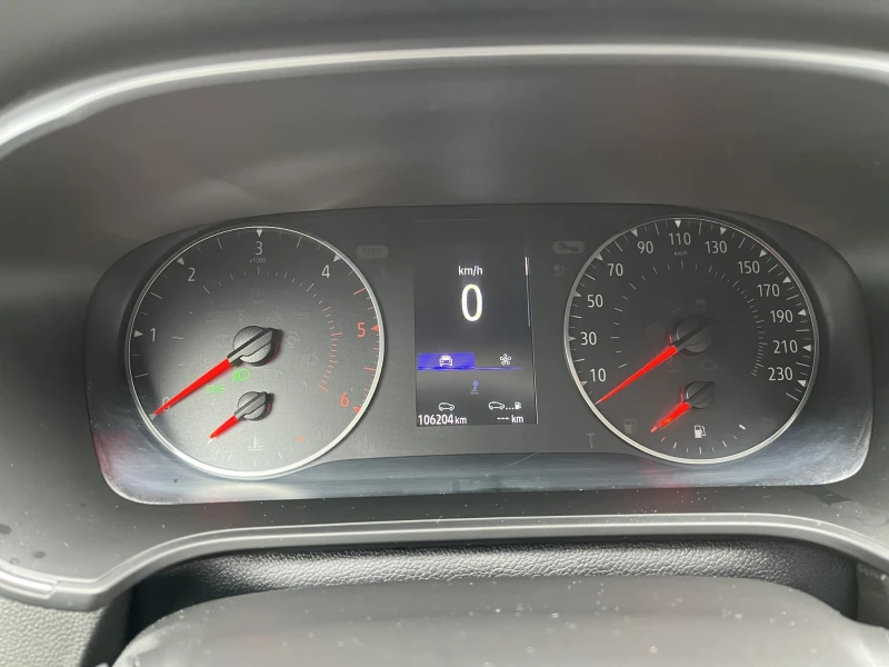 Renault Megane 1.5 dCi 115 к.с 6M/T, снимка 13 - Автомобили и джипове - 53210028