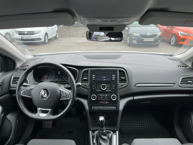 Renault Megane 1.5 dCi 115 к.с 6M/T, снимка 8 - Автомобили и джипове - 53210028