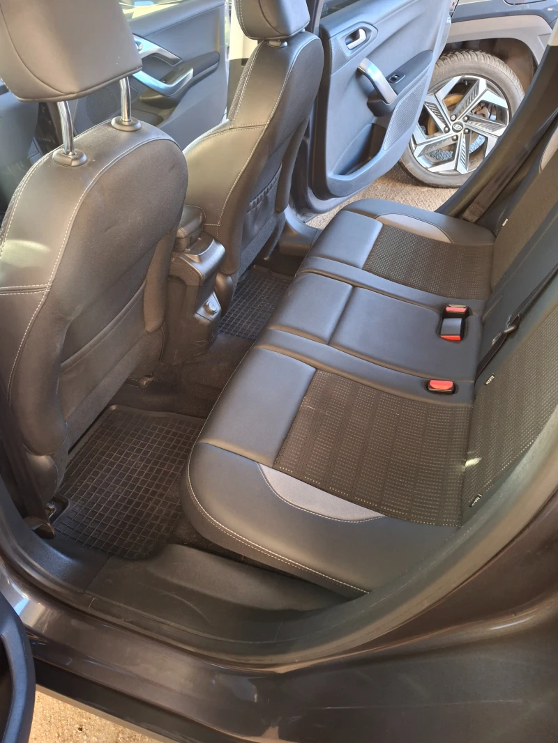 Peugeot 2008, снимка 8 - Автомобили и джипове - 53236003