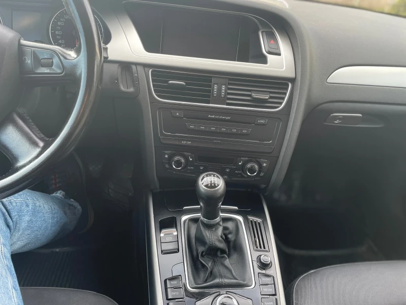 Audi A4 A4 B8 170 к.с quattro, снимка 10 - Автомобили и джипове - 53474235
