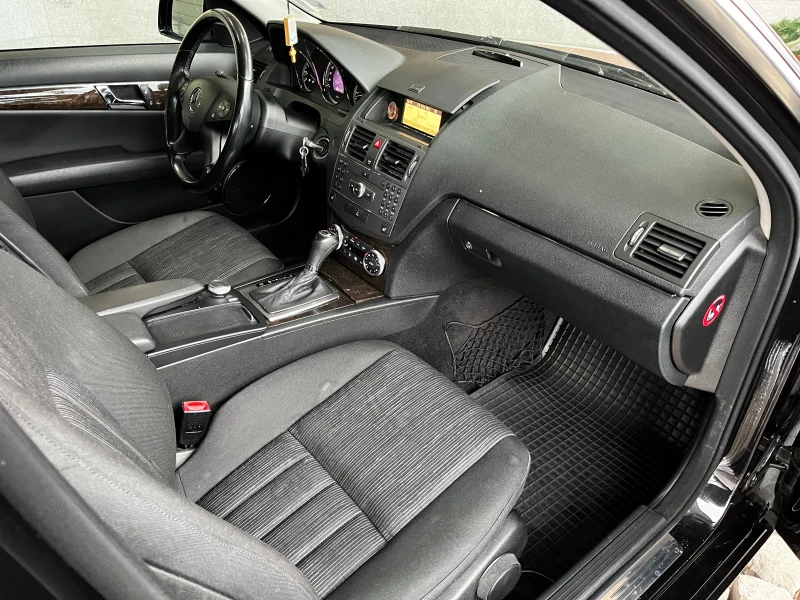 Mercedes-Benz C 350 CDI UNIKAT NOV, снимка 13 - Автомобили и джипове - 53479145