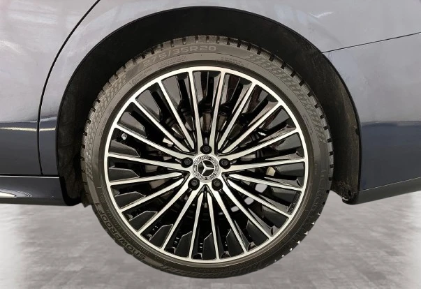 Mercedes-Benz E 220 d = AMG Line = Advanced Plus Гаранция - изображение 4