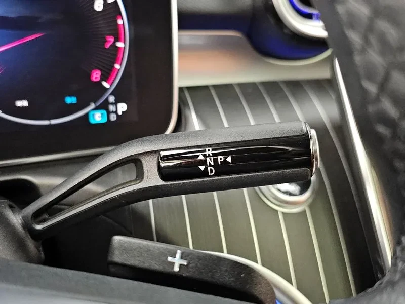 Mercedes-Benz C 300 4Matic Avantgarde, снимка 9 - Автомобили и джипове - 54892187