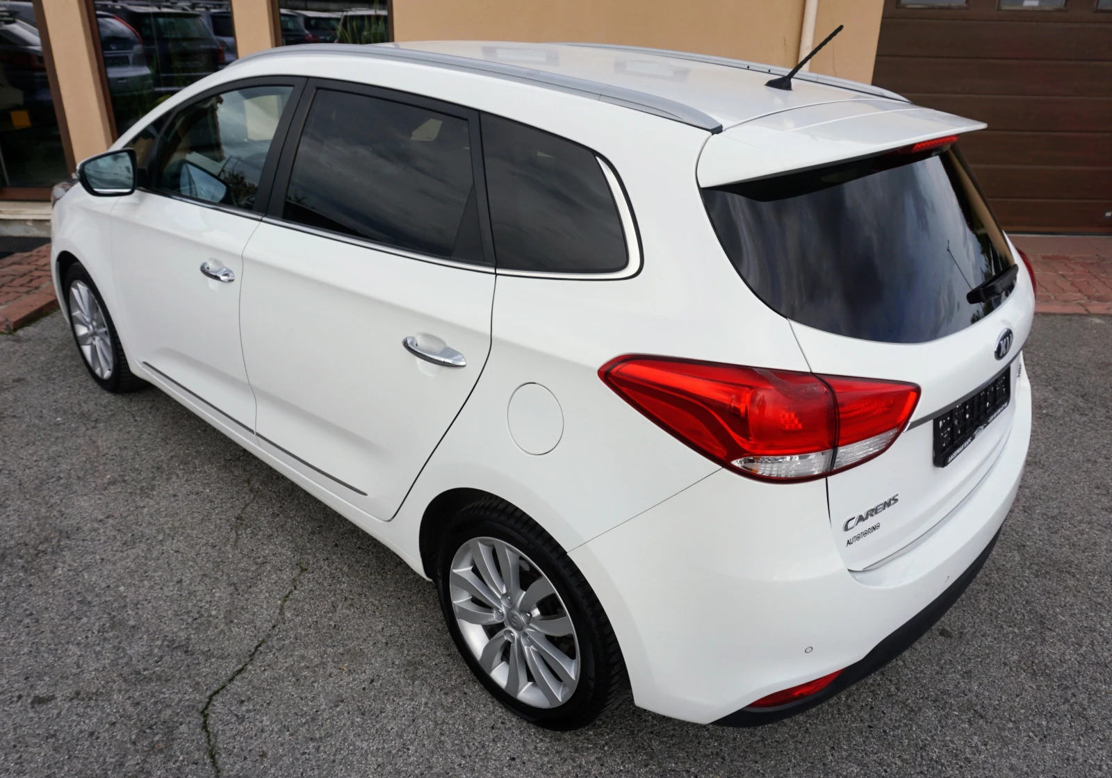 Kia Carens 1.7CRDI CLASS - изображение 4