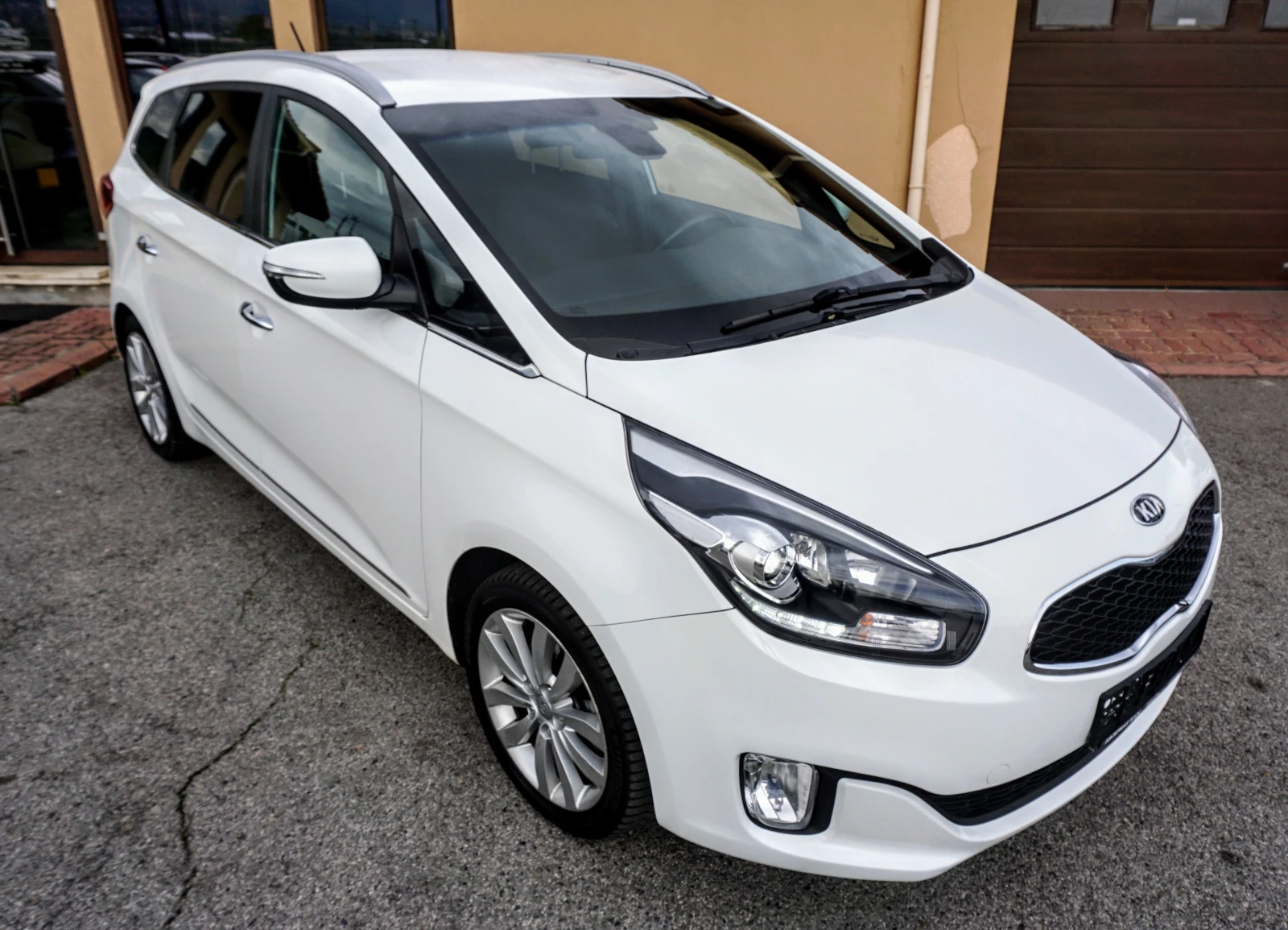 Kia Carens 1.7CRDI CLASS - изображение 2