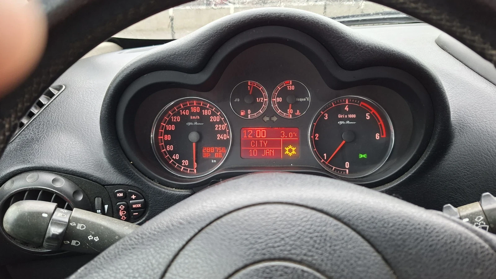 Alfa Romeo 147 1.9 JTD ���� | Mobile.bg � ����������� 9