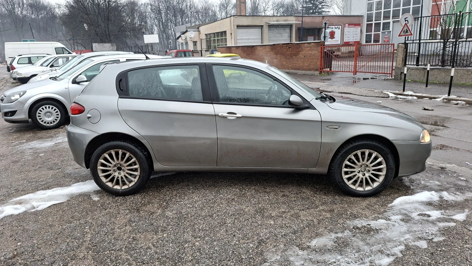 Alfa Romeo 147 1.9 JTD ���� | Mobile.bg � ����������� 4