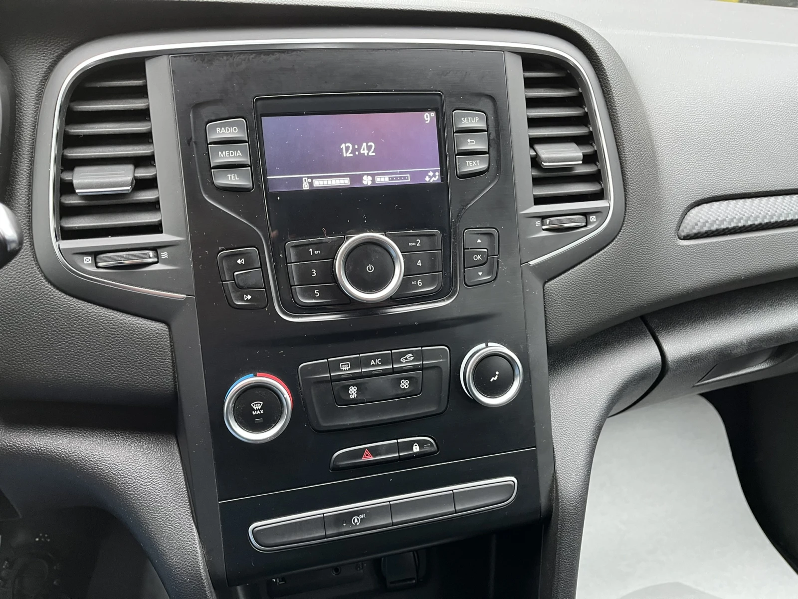 Renault Megane 1.5 dCi 115 �.� 6M/T | Mobile.bg � ����������� 11