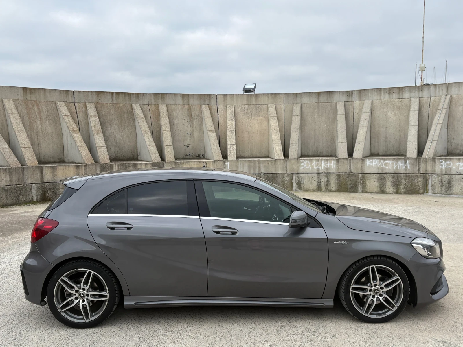 Mercedes-Benz A 180 A180 AMG, снимка 4 - Автомобили и джипове - 53539459