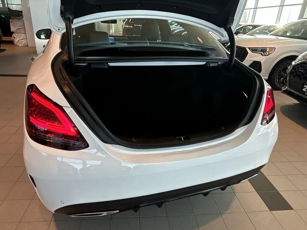 Mercedes-Benz C 300 * * CARFAX * * АВТО КРЕДИТ * * , снимка 17 - Автомобили и джипове - 54111759