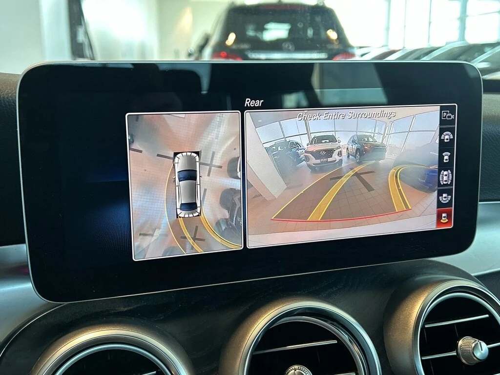 Mercedes-Benz C 300 * * CARFAX * * АВТО КРЕДИТ * * , снимка 12 - Автомобили и джипове - 54111759