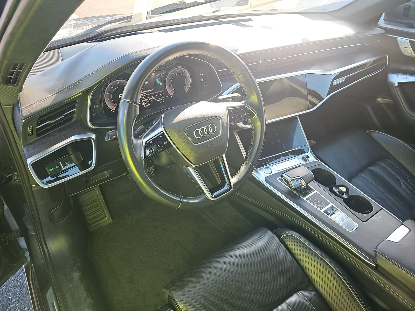 Audi A6 55TFSI* PRESTIGE* ДИГИТАЛНО* ТАБЛО* ДИСТРОНИК* , снимка 8 - Автомобили и джипове - 54294829