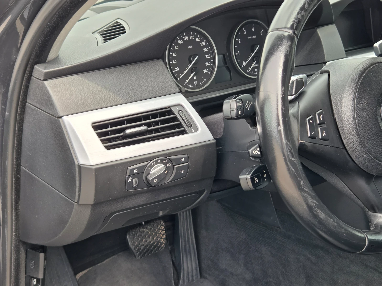 BMW 530, снимка 8 - Автомобили и джипове - 54869105