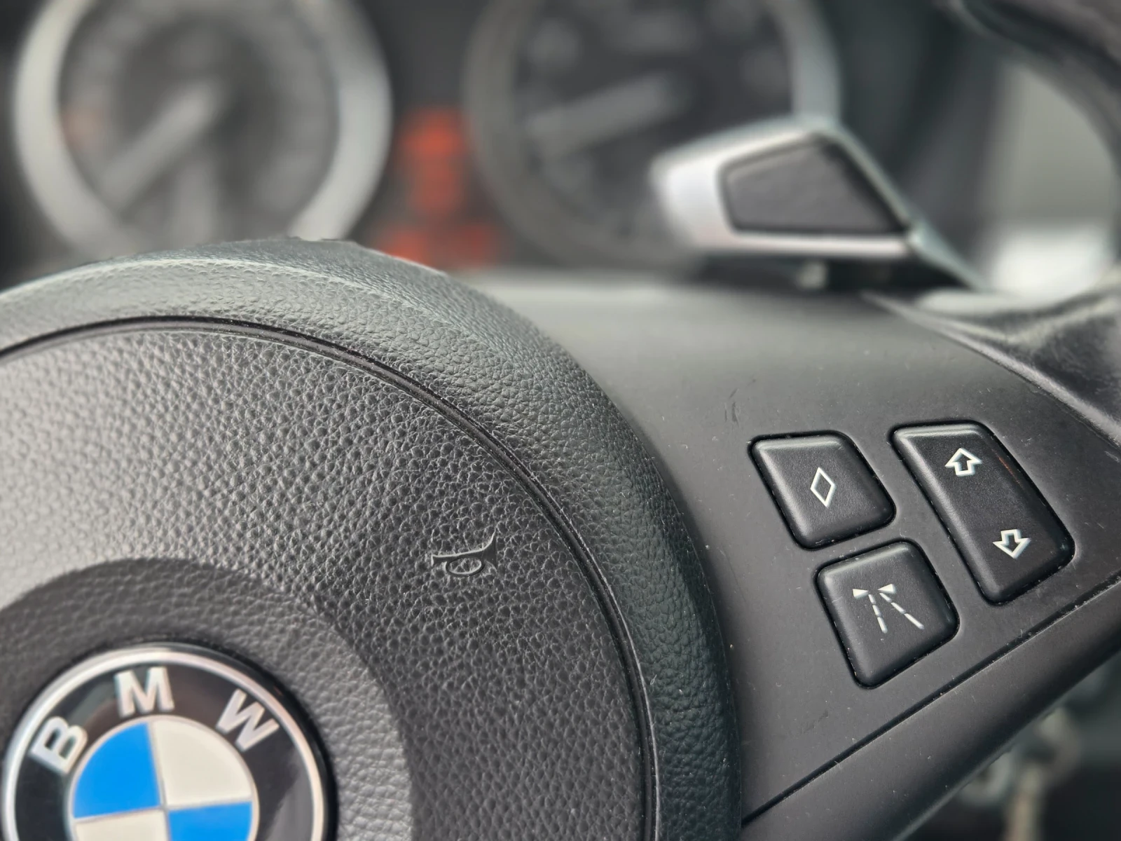 BMW 530, снимка 13 - Автомобили и джипове - 54869105