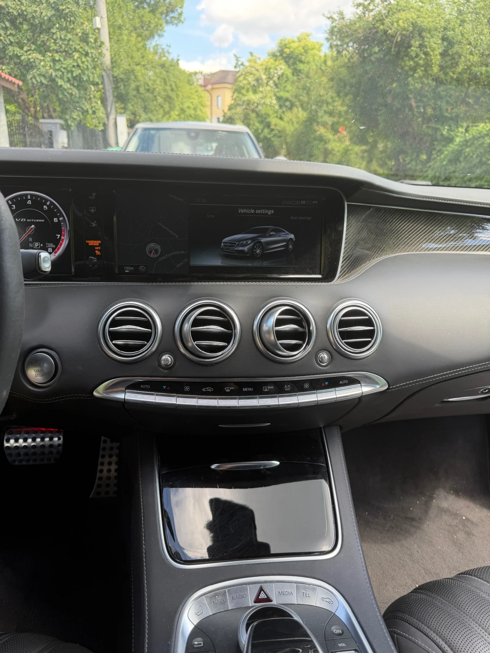 Mercedes-Benz S 63 AMG COUPE /SWAROWSKI/CARBONCERAMIC/FULLEXTRAS, снимка 11 - Автомобили и джипове - 54963918