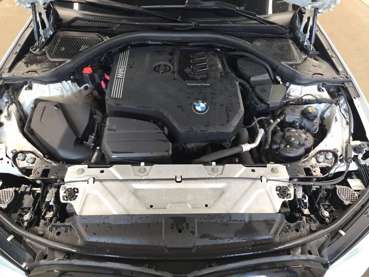 BMW 330  330I XDRIVE / M-PACK / ЦЕНА ДО БЪЛГАРИЯ / 2 КЛЮЧА, снимка 16 - Автомобили и джипове - 55301371