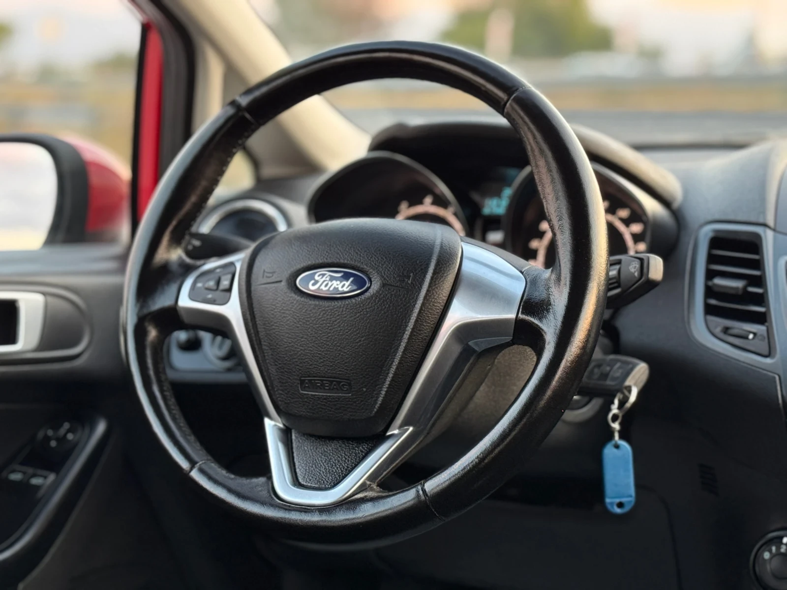 Ford Fiesta 1.4* 97hp* ФАБРИЧНА ГАЗ* BRC* TITANIUM* LED PACK* , снимка 9 - Автомобили и джипове - 55675166