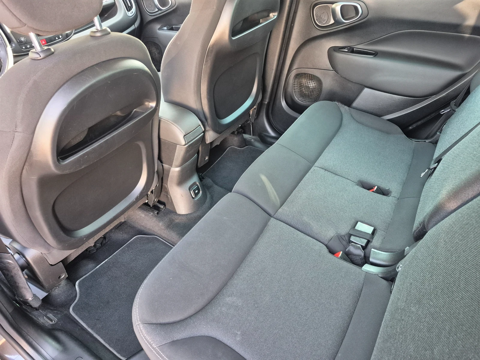 Fiat 500L 2018 � .������. �������� ������ ������.  150.000 � | Mobile.bg � ����������� 13