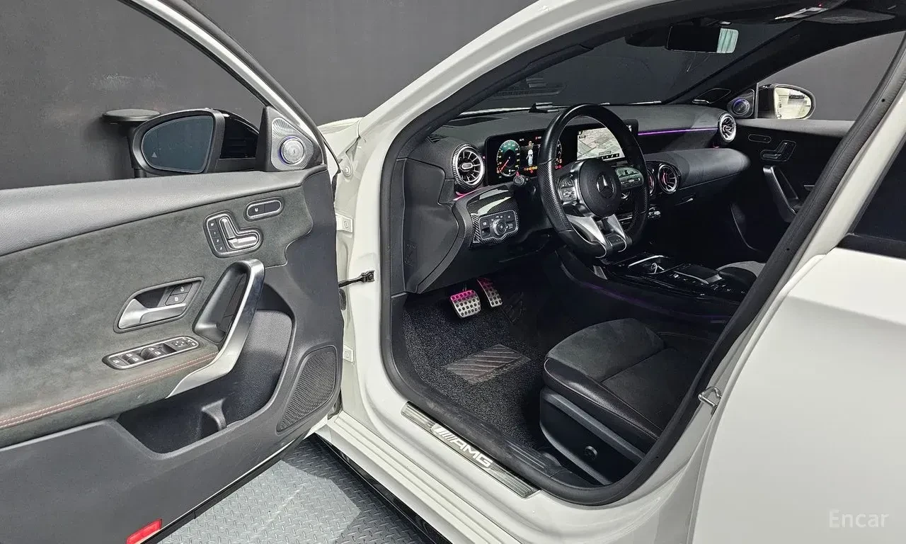 Mercedes-Benz A45 AMG 4MATIC* + BURMESTER* ХЕДЪП* 360КАМЕРА* , снимка 7 - Автомобили и джипове - 56317104