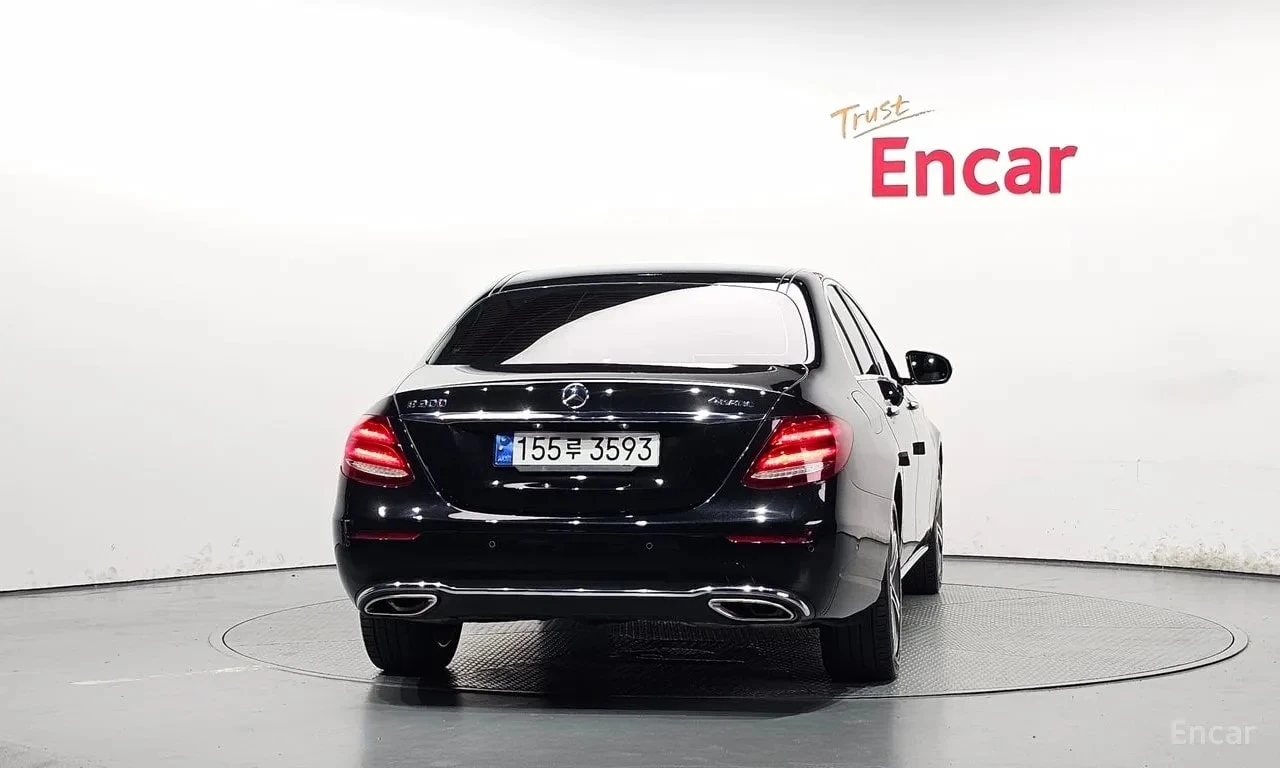 Mercedes-Benz E 300 * E300 Avantgarde * , снимка 4 - Автомобили и джипове - 56628181