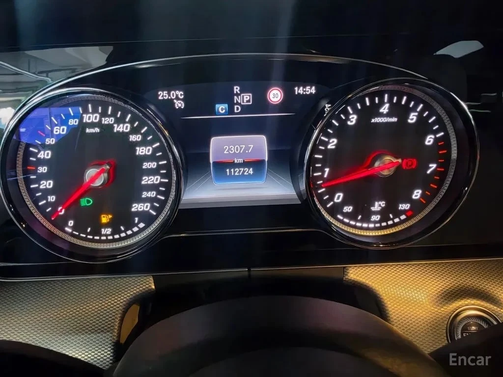 Mercedes-Benz E 300 * E300 Avantgarde * , снимка 8 - Автомобили и джипове - 56628181
