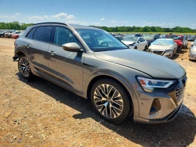 Audi Q8 E-Tron Premium Plus, снимка 4