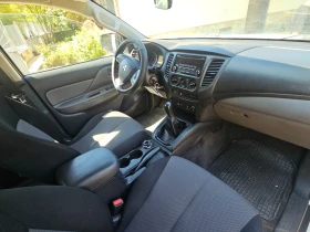 Mitsubishi L200 2.0 ТД 4х4 2018 Г., снимка 9