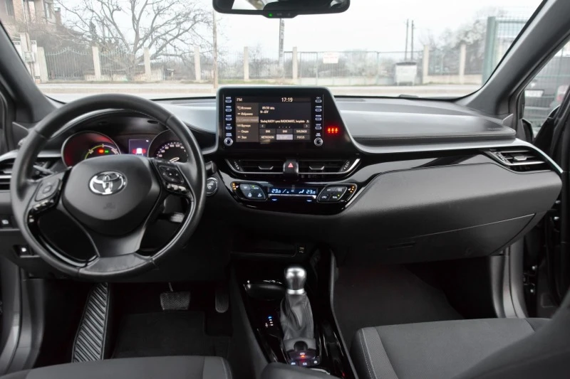 Toyota C-HR 2.0HYBRID, снимка 11 - Автомобили и джипове - 44821410