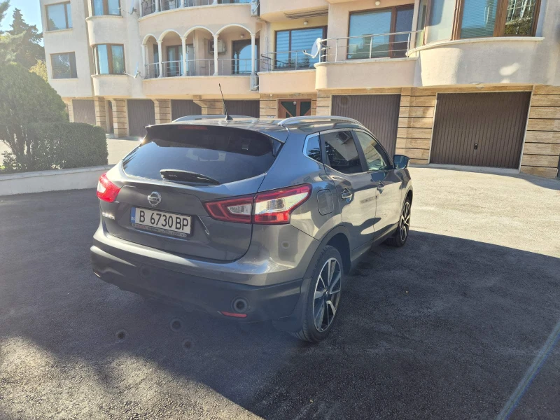 Nissan Qashqai, снимка 2 - Автомобили и джипове - 47977428