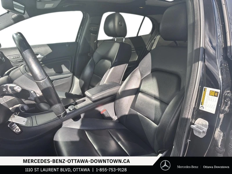 Mercedes-Benz GLA 250 PANO* АВТОКРЕДИТ* , снимка 9 - Автомобили и джипове - 52749818