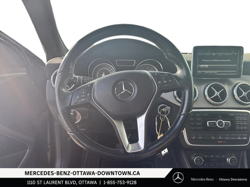 Mercedes-Benz GLA 250 PANO* АВТОКРЕДИТ* , снимка 7 - Автомобили и джипове - 52749818