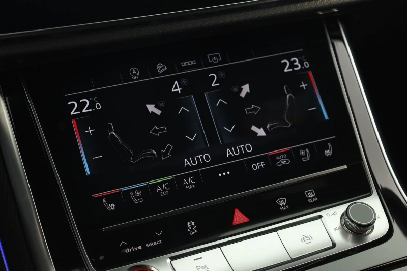 Audi RSQ8 PERFORMANCE/CERAMIC/DYNAMIC/CARBON/B&O/HEAD UP/360, снимка 11 - Автомобили и джипове - 52341239