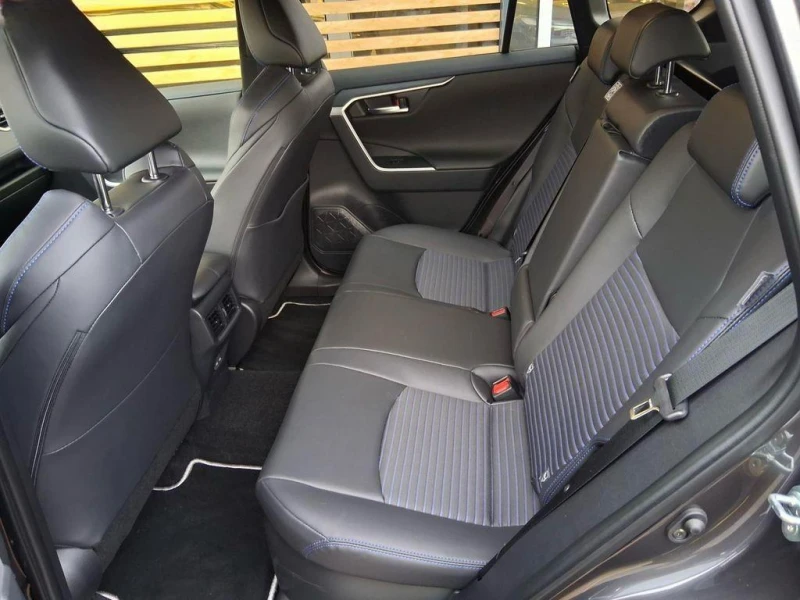 Toyota Rav4 2.5 HEV STYLE AWD  SELECTION НАЛИЧНА ! ! !, снимка 9 - Автомобили и джипове - 52738648