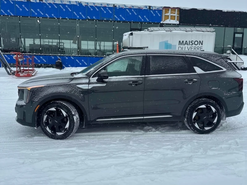 Kia Sorento EX | Keyless Go| Heated Seats| DIGITAL| PANO, снимка 6 - Автомобили и джипове - 53418976