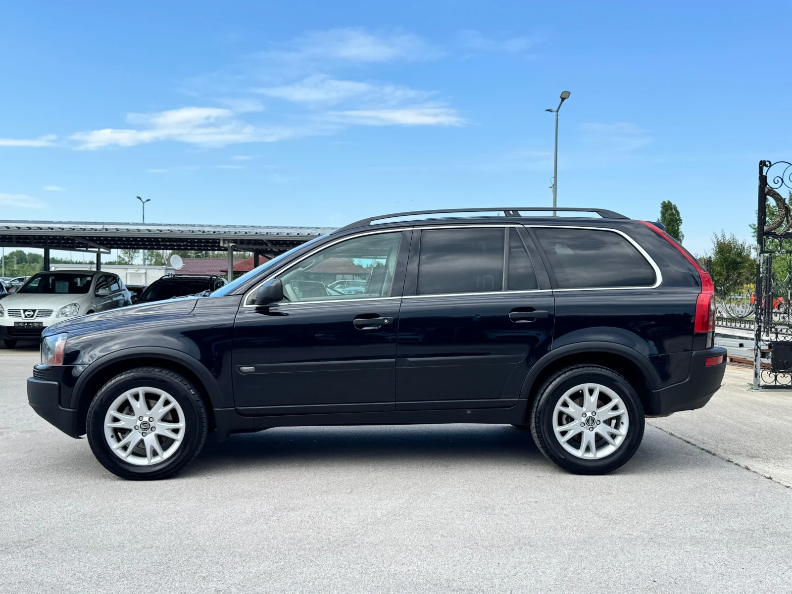 Volvo Xc90 2.4D5 4x4 ИТАЛИЯ - изображение 2
