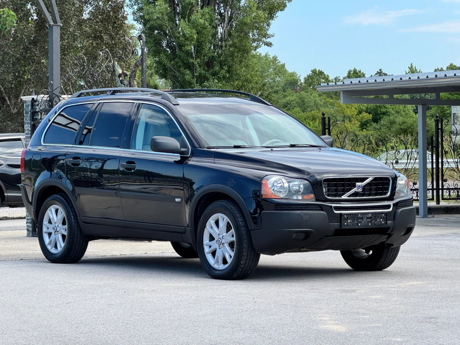 Volvo Xc90 2.4D5 4x4 ИТАЛИЯ - изображение 3