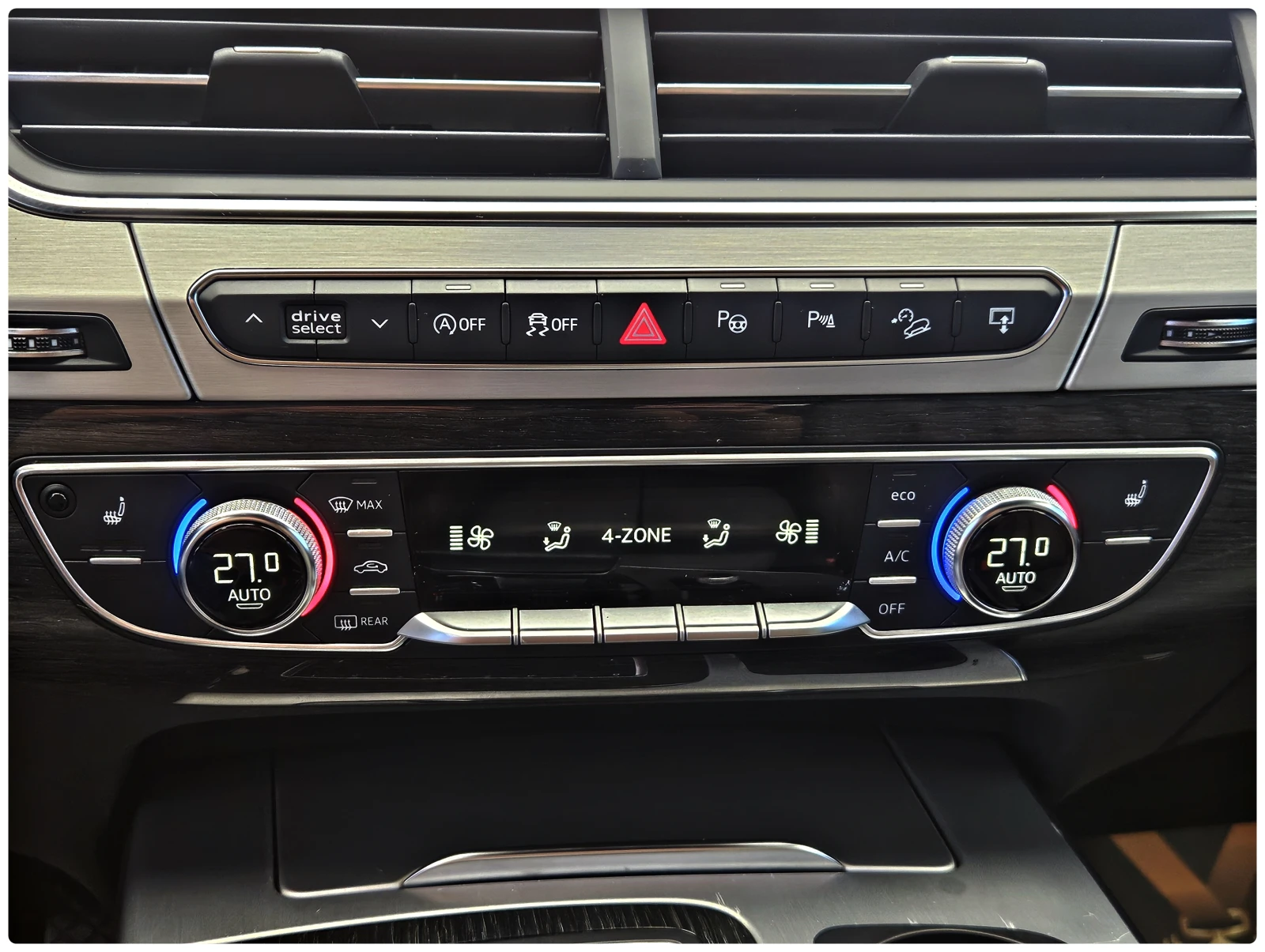 Audi Q7 MATRIX/S-LINE/DISTR/NIGHT/HUD/САМERA/ПОДГР/BOSE/LI - изображение 10