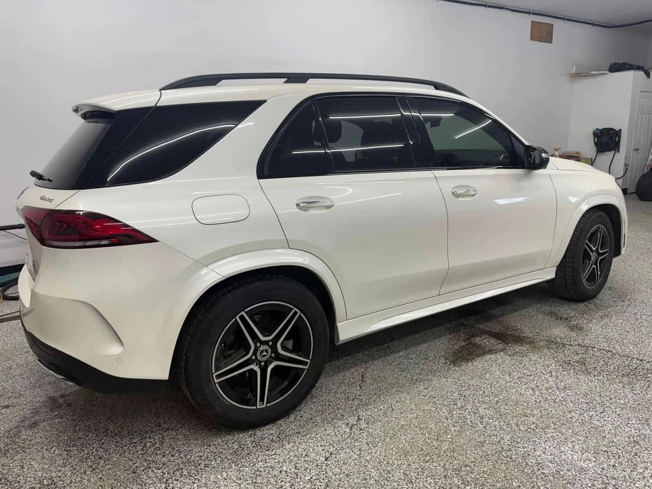 Mercedes-Benz GLE 450 BURMESTER/ПАНОРАМА/ДИСТРОНИК/HUD, снимка 4 - Автомобили и джипове - 54001758