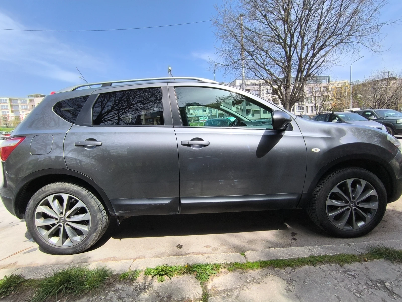 Nissan Qashqai, снимка 10 - Автомобили и джипове - 54206766