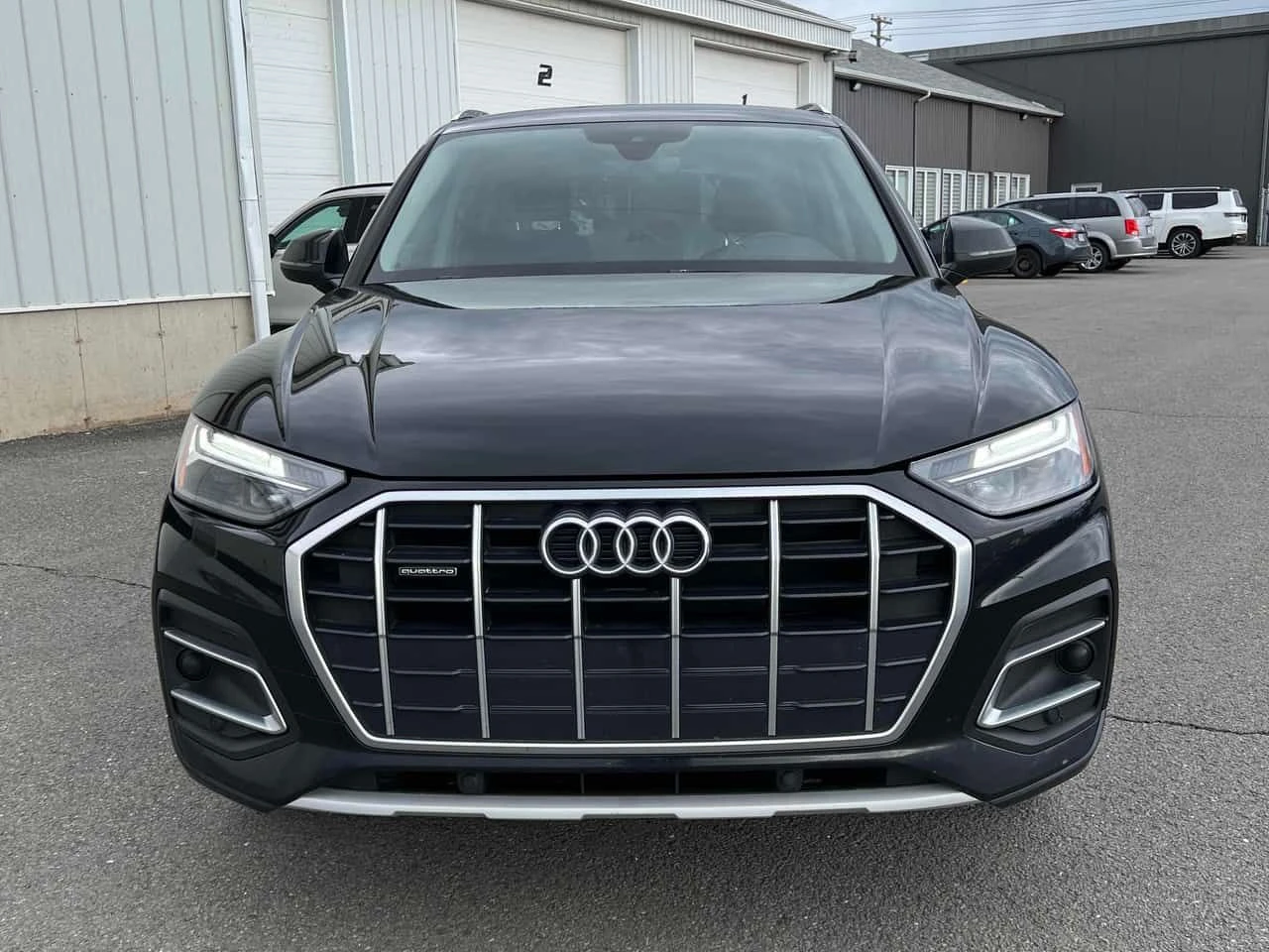 Audi Q5 * Komfort * DISTRONIC* PANORAMA* ПОДГРЕВИ* , снимка 6 - Автомобили и джипове - 54528069