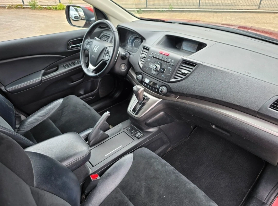 Honda Cr-v 2, 0* 155ps* AC* PDC* CAM* КОЖА* XENON* 4WD* AUT, снимка 14 - Автомобили и джипове - 54738338