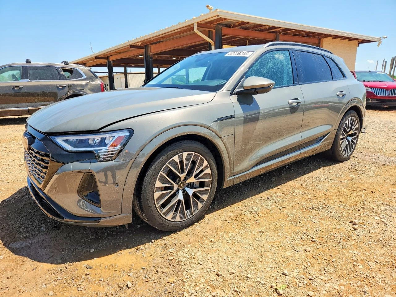 Audi Q8 E-Tron Premium Plus