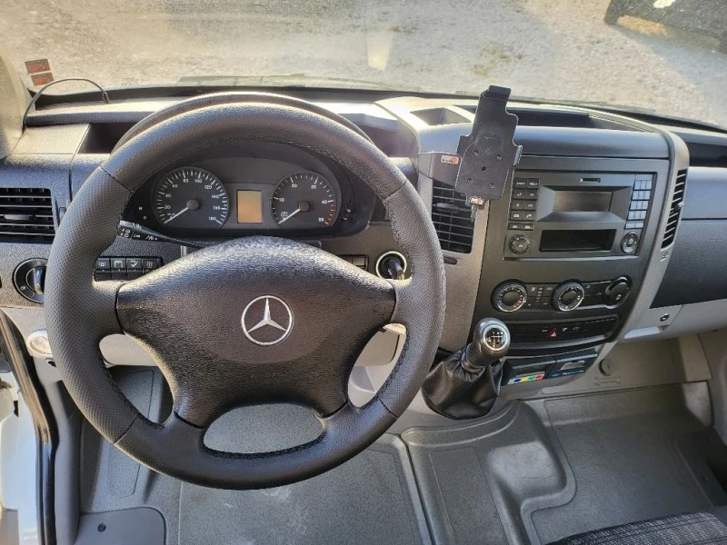 Mercedes-Benz Sprinter 316 ХЛАДИЛЕН ПАДАЩ БОРД, снимка 10 - Бусове и автобуси - 40018827