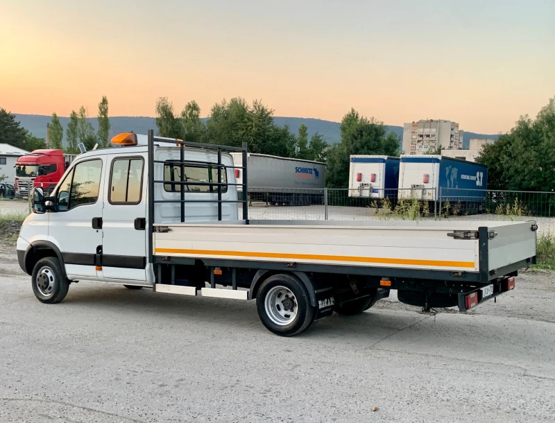 Iveco Daily 3.0* SUPER MAXIII 4.20м.* КЛИМАТИК* ФУЛ ЕКСТРИ, снимка 4 - Бусове и автобуси - 48352668