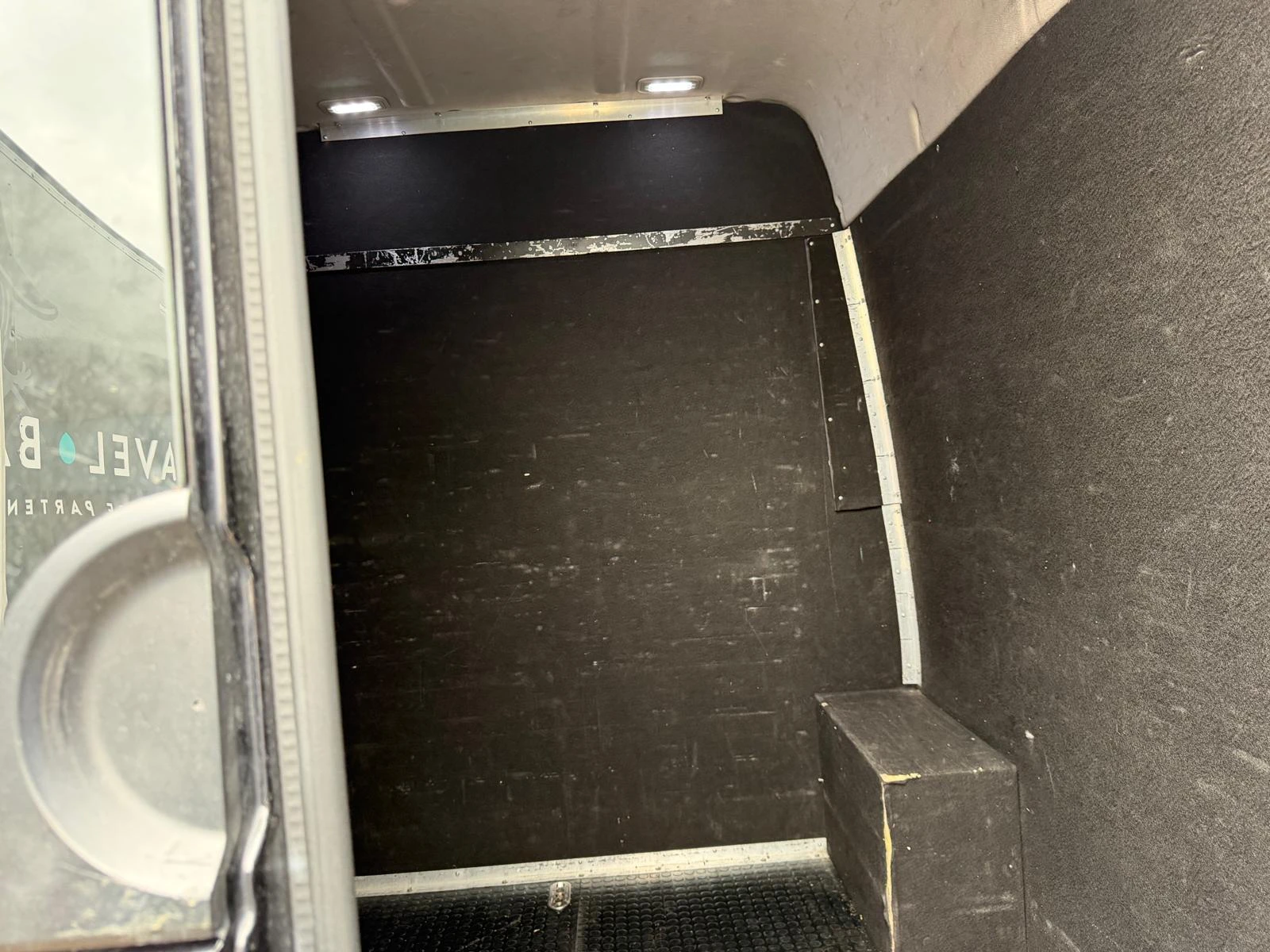 VW Crafter 2.0 - изображение 7