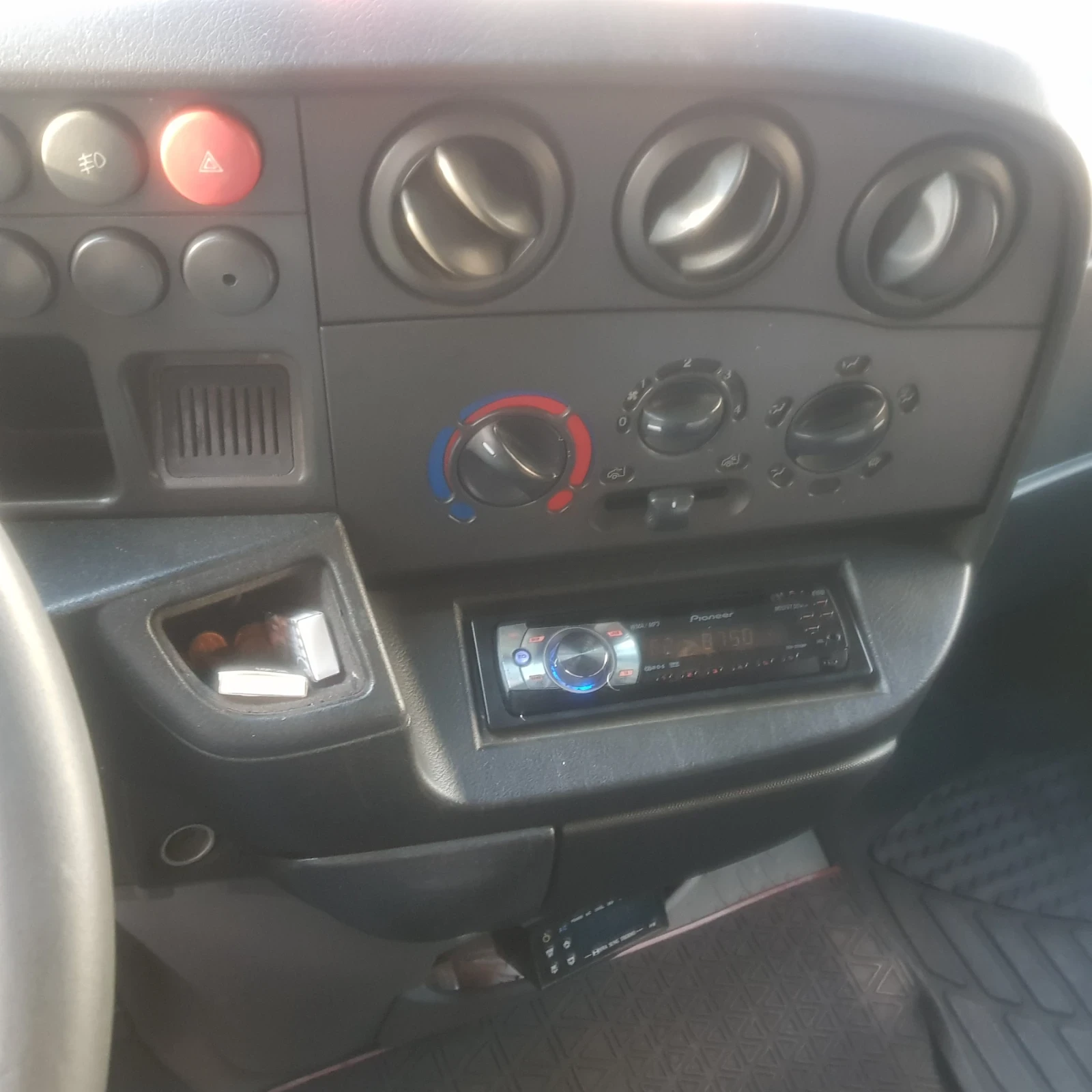 Iveco 6512 65 С 17 - изображение 7