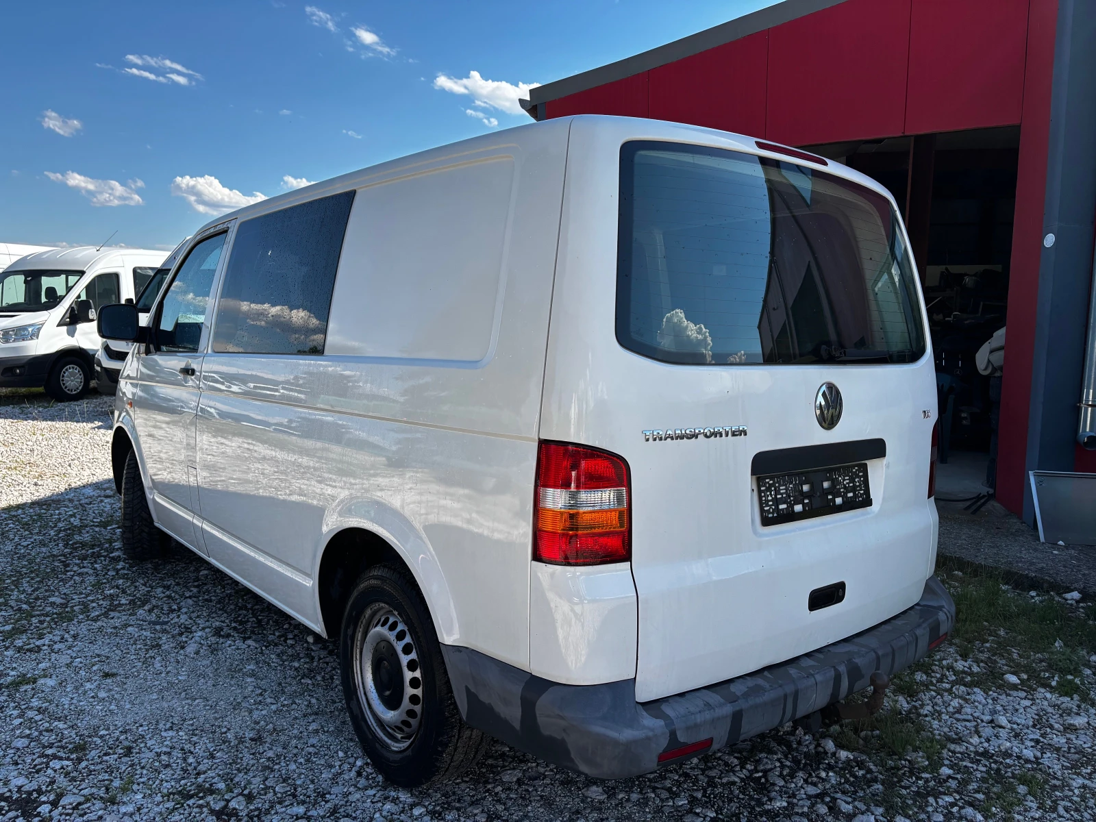 VW Transporter Климатик 6 места топ, снимка 6 - Бусове и автобуси - 54917810