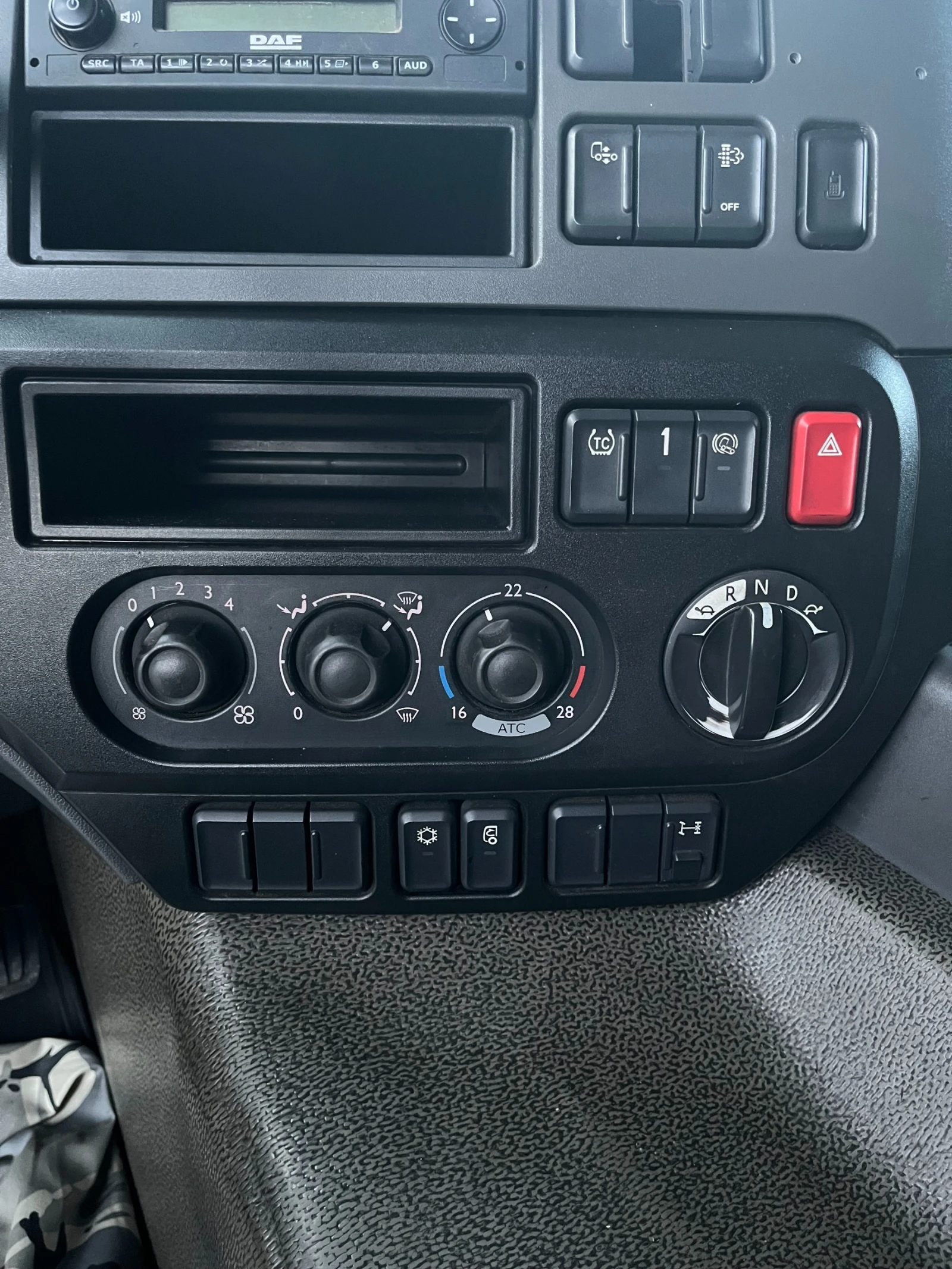 Daf CF 440, снимка 10 - Камиони - 55885149